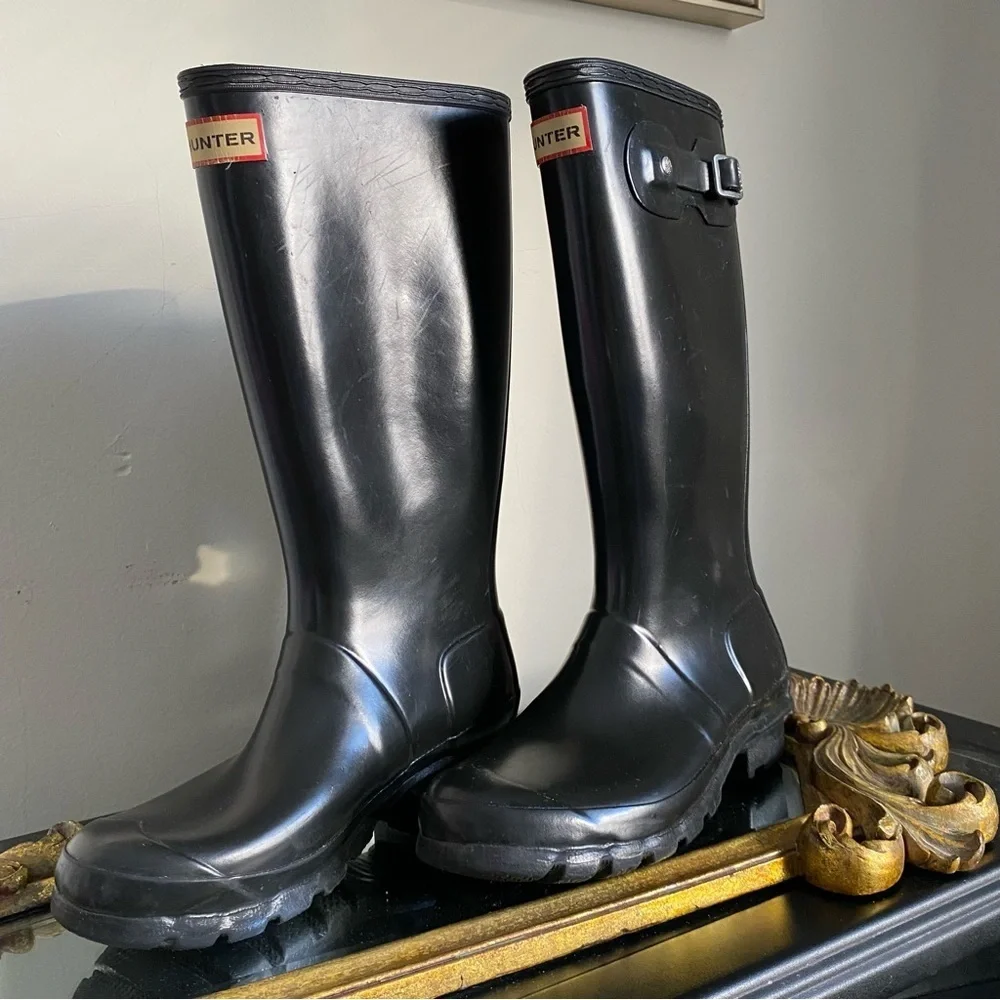 HUNTER BLACK TALL RAINBOOTS